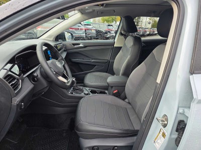 2027 Volkswagen Taos SE BLACK