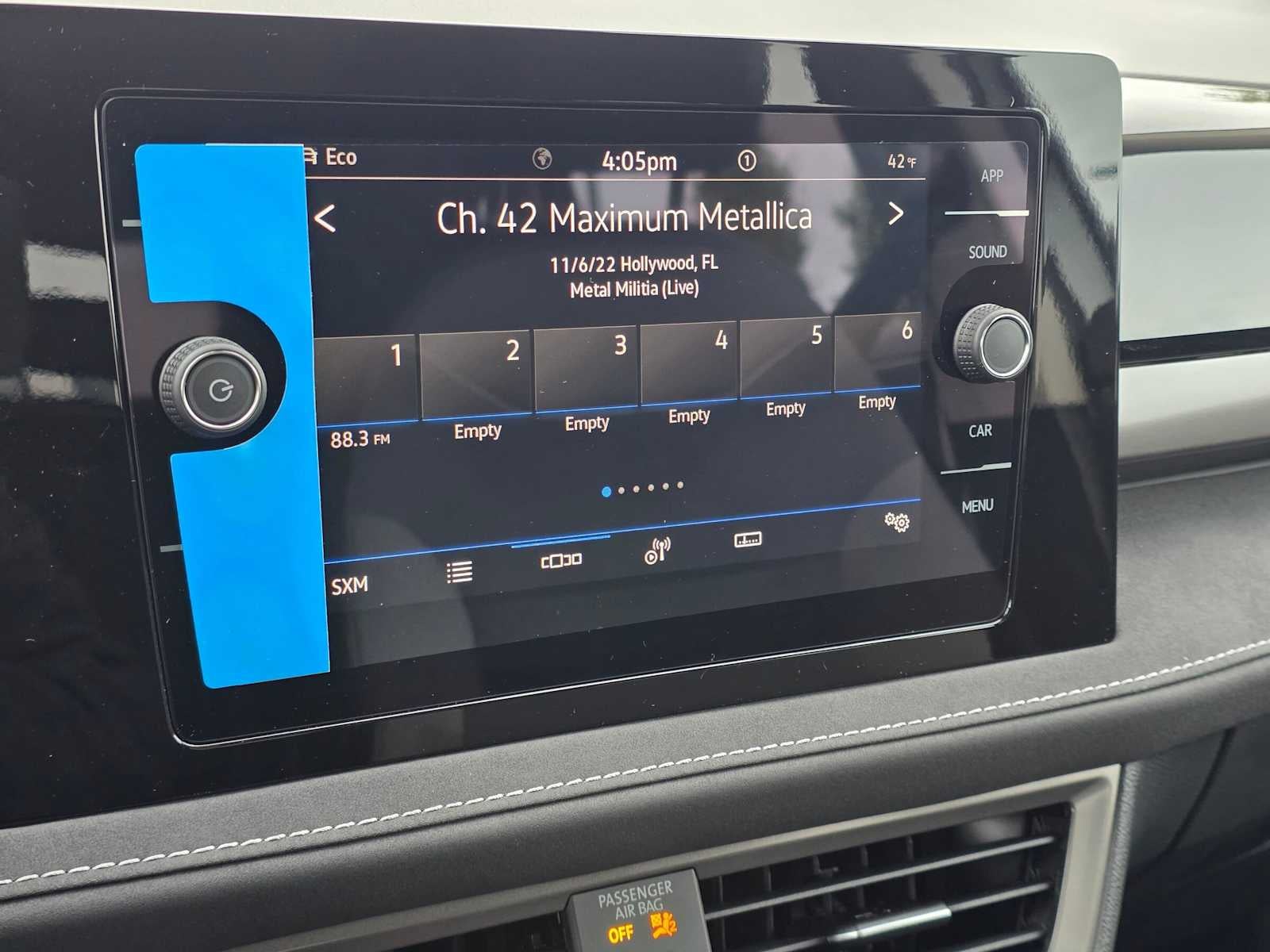 2027 Volkswagen Taos SE BLACK