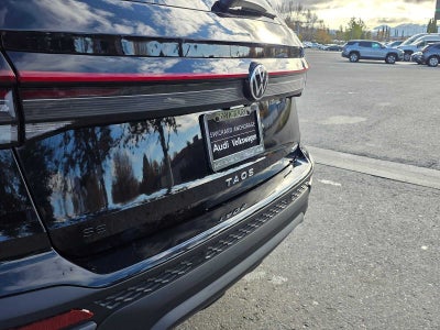 2027 Volkswagen Taos SE Black 4MOTION
