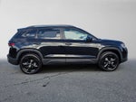 2027 Volkswagen Taos SE Black 4MOTION