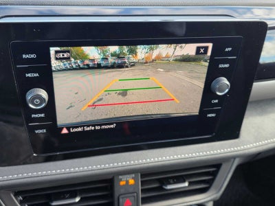 2027 Volkswagen Taos SE Black 4MOTION