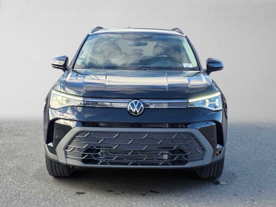 2027 Volkswagen Taos SE Black 4MOTION