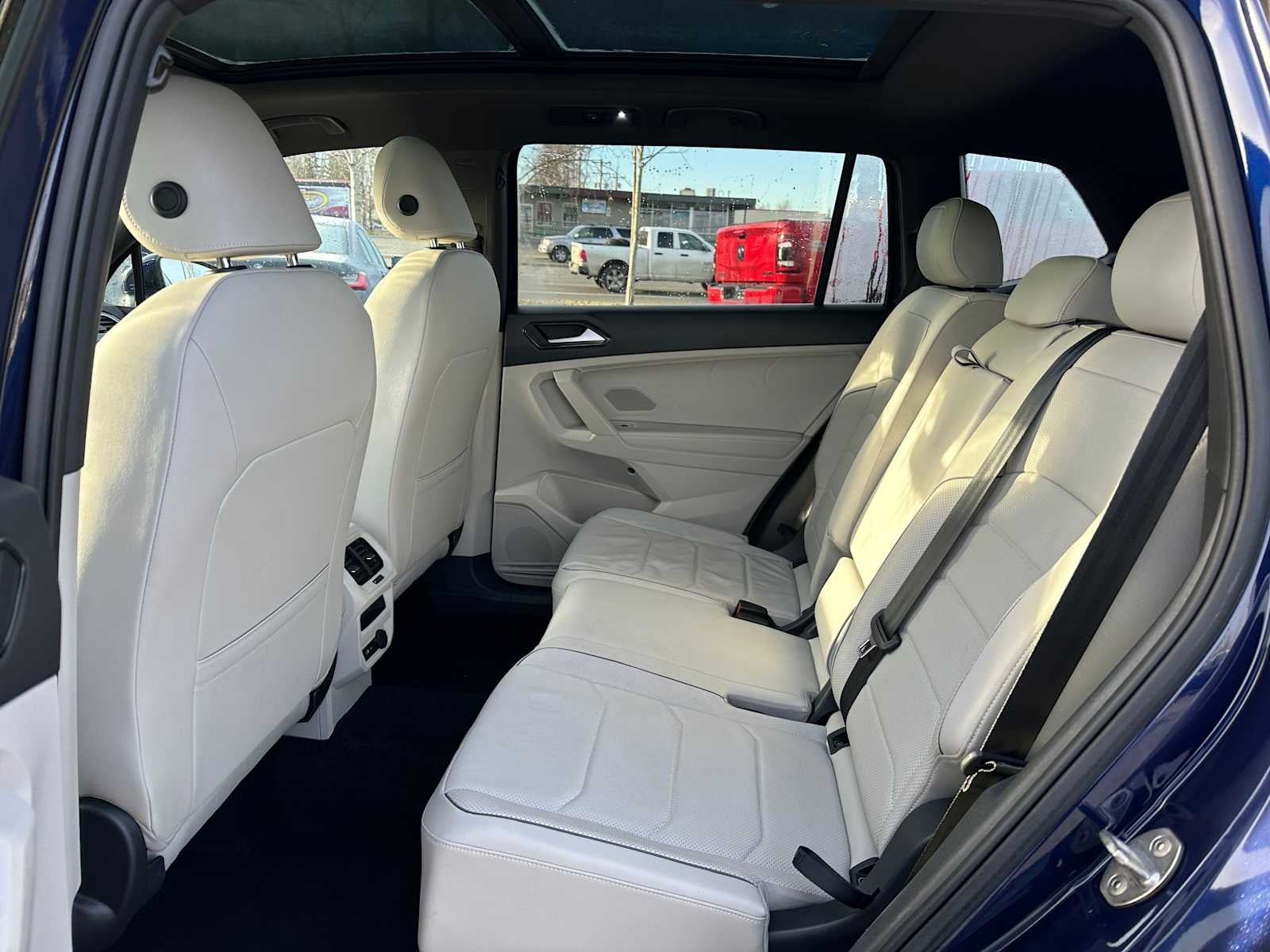 2022 Volkswagen Tiguan SEL R-Line