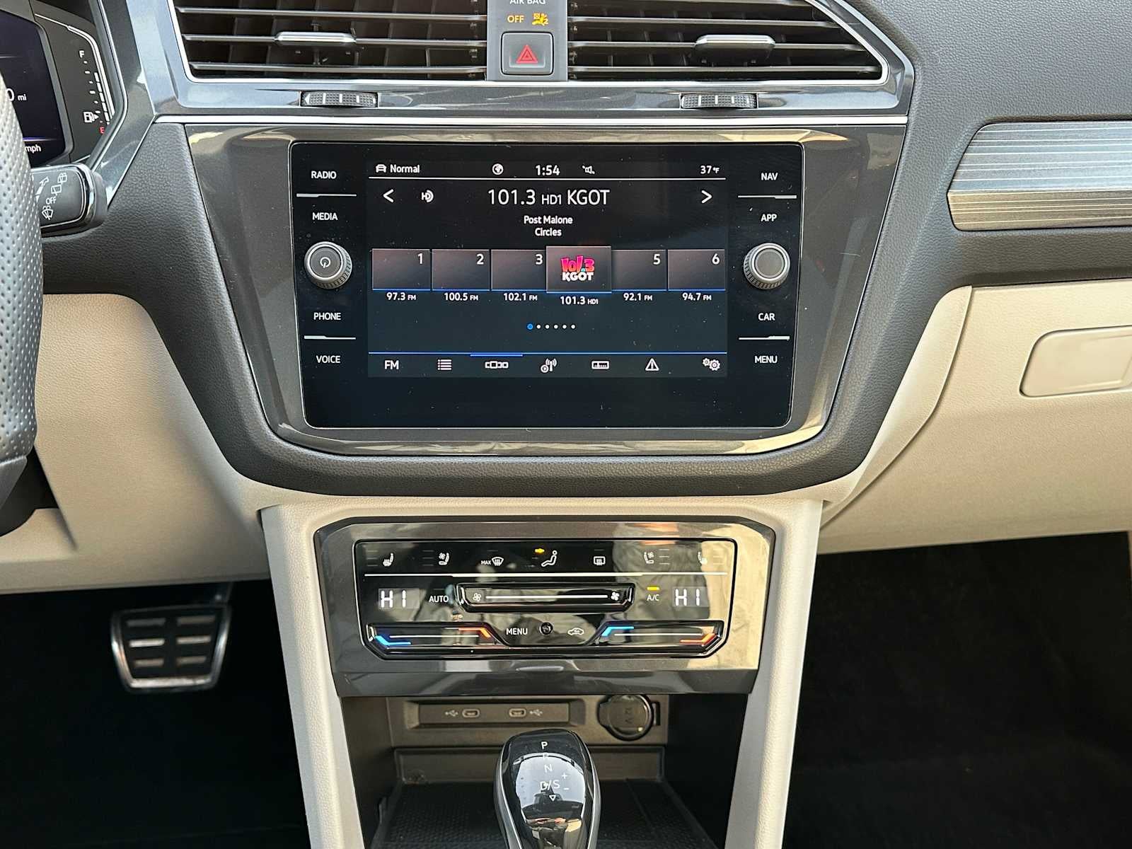 2022 Volkswagen Tiguan SEL R-Line