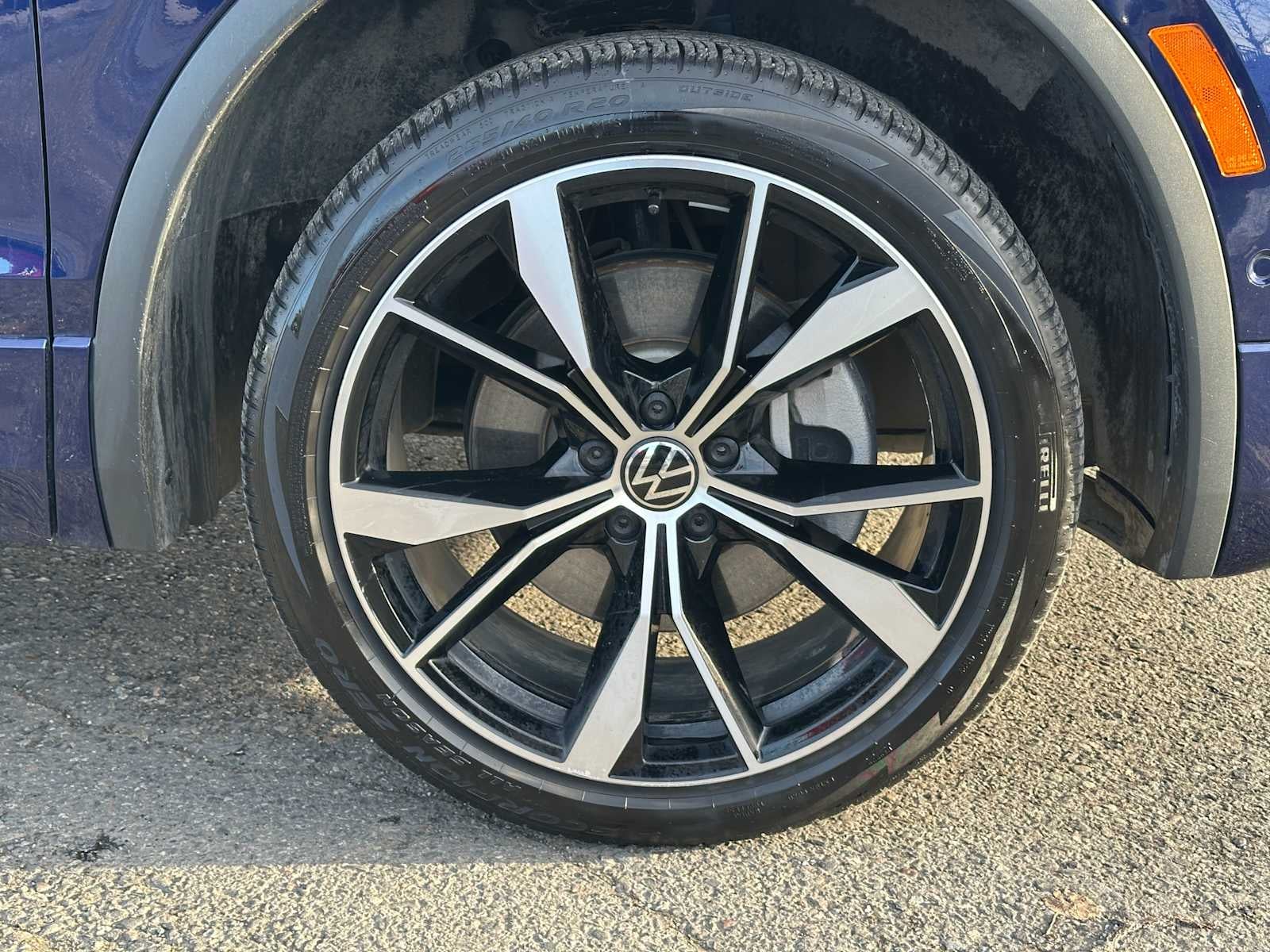 2022 Volkswagen Tiguan SEL R-Line