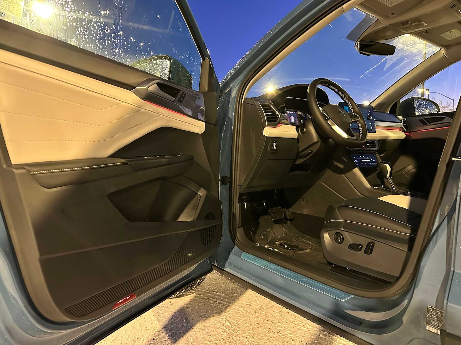 2026 Volkswagen Taos 1.5T SEL