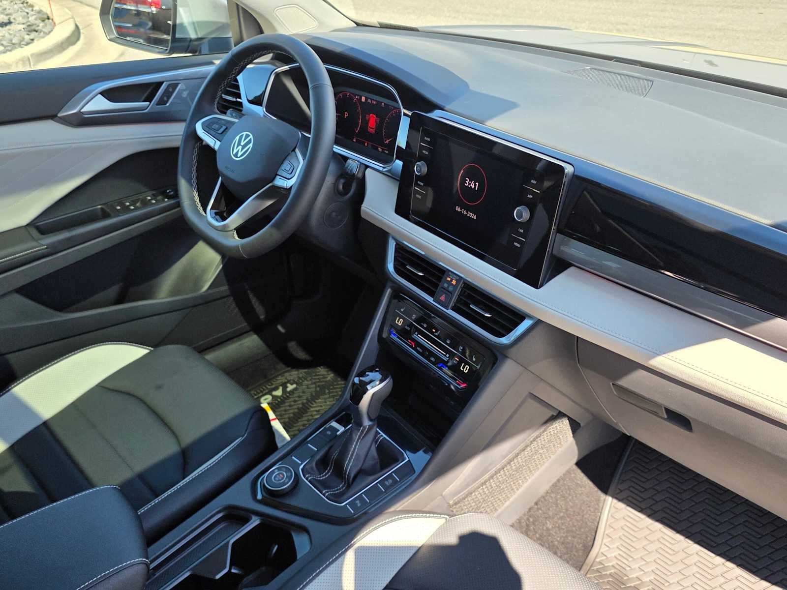 2026 Volkswagen Taos SEL 4MOTION