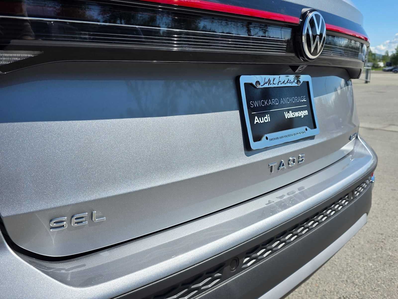 2026 Volkswagen Taos SEL 4MOTION