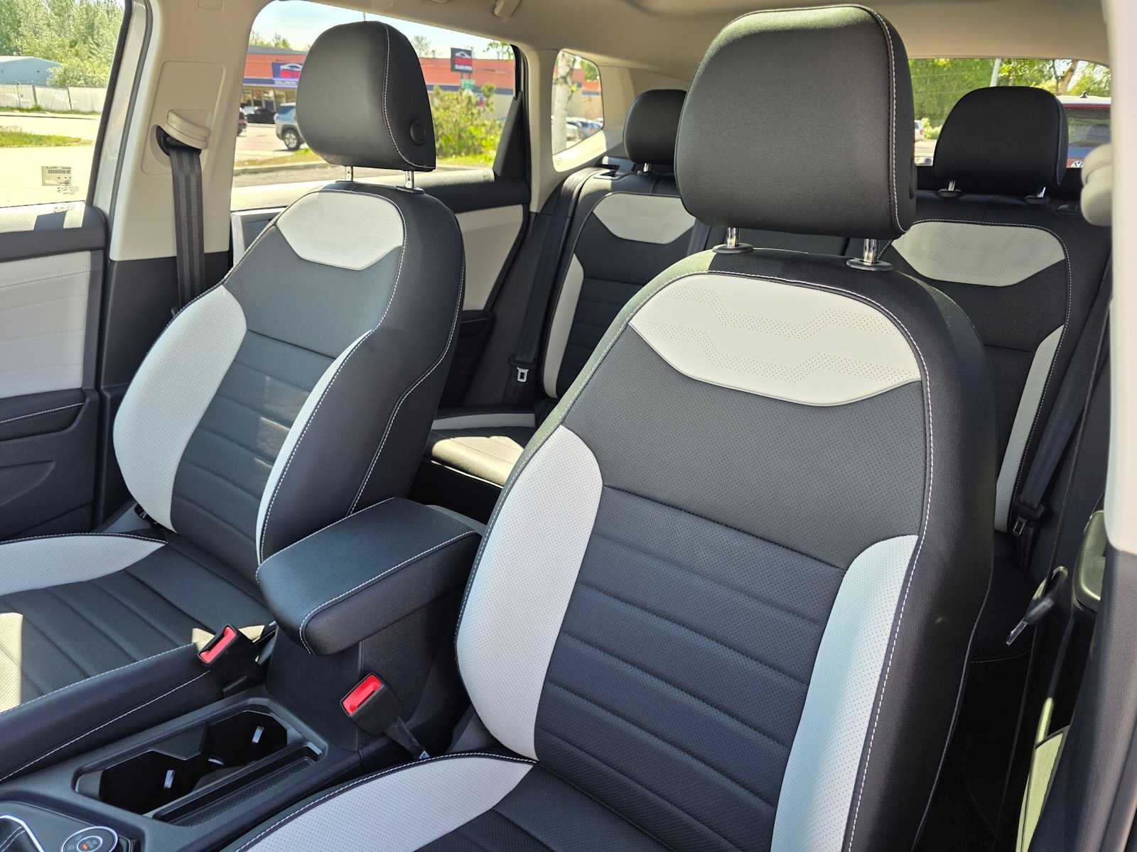 2026 Volkswagen Taos SEL 4MOTION