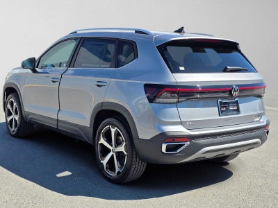 2026 Volkswagen Taos SEL 4MOTION