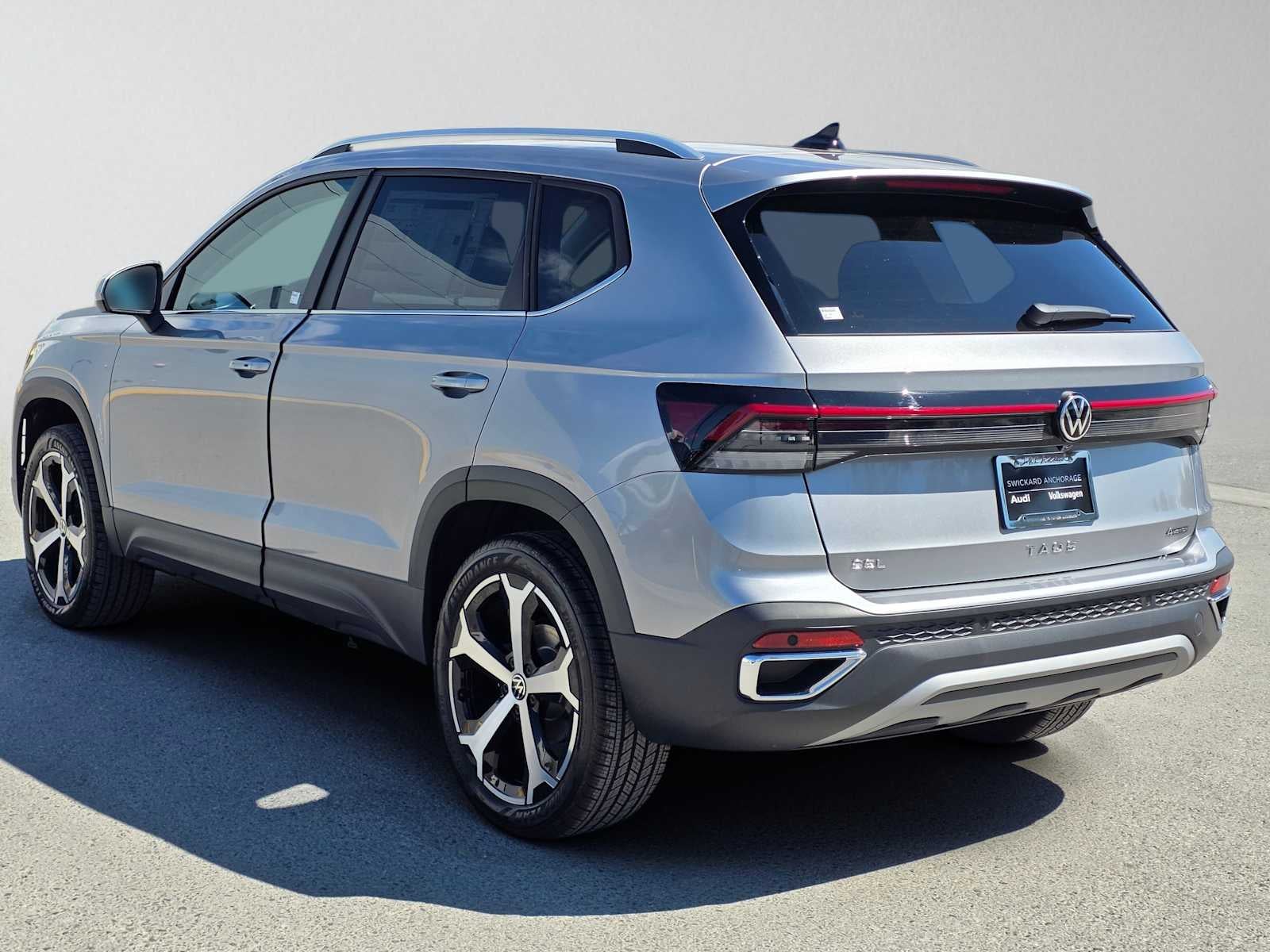 2026 Volkswagen Taos SEL 4MOTION