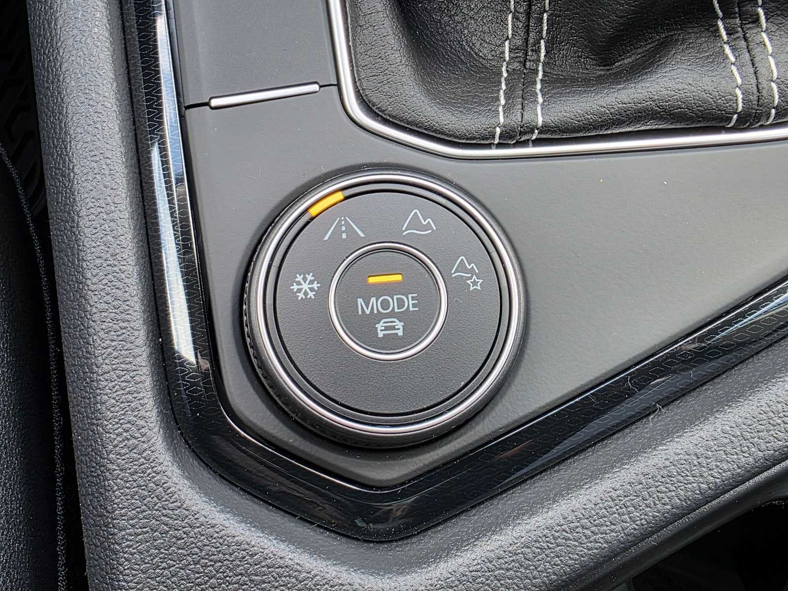 2026 Volkswagen Taos 1.5T SEL