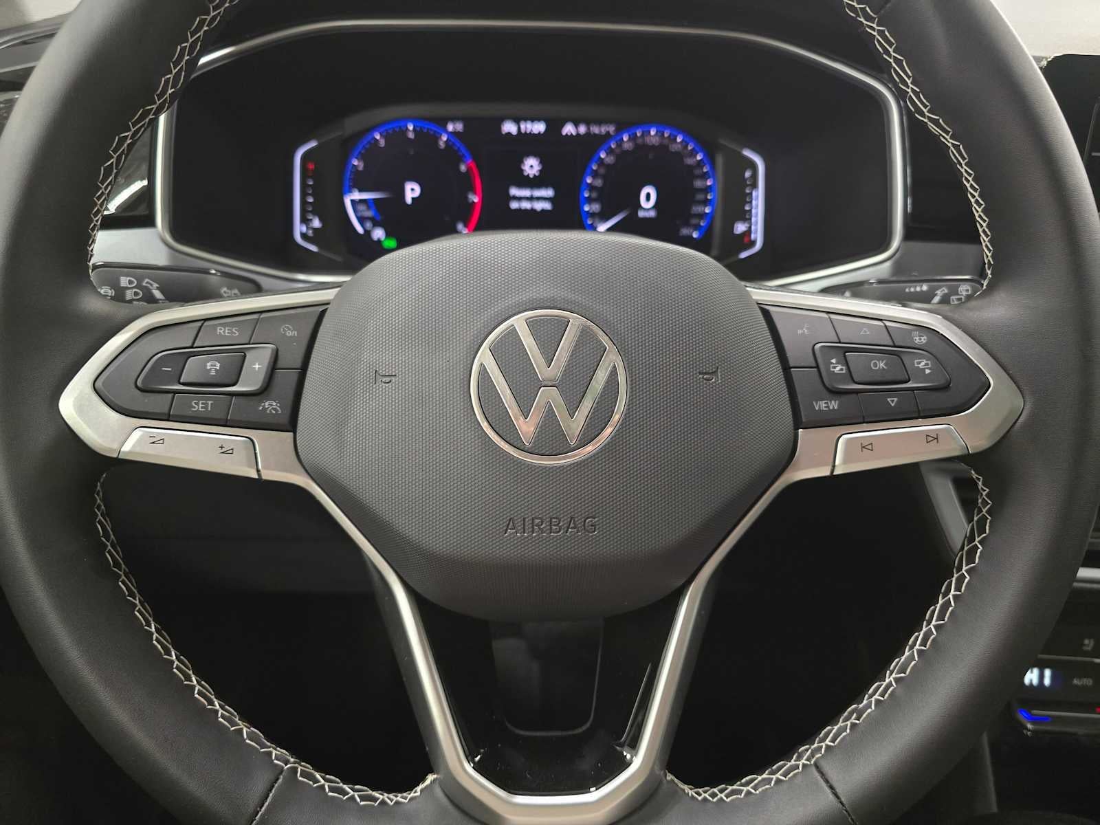 2026 Volkswagen Taos 1.5T SEL