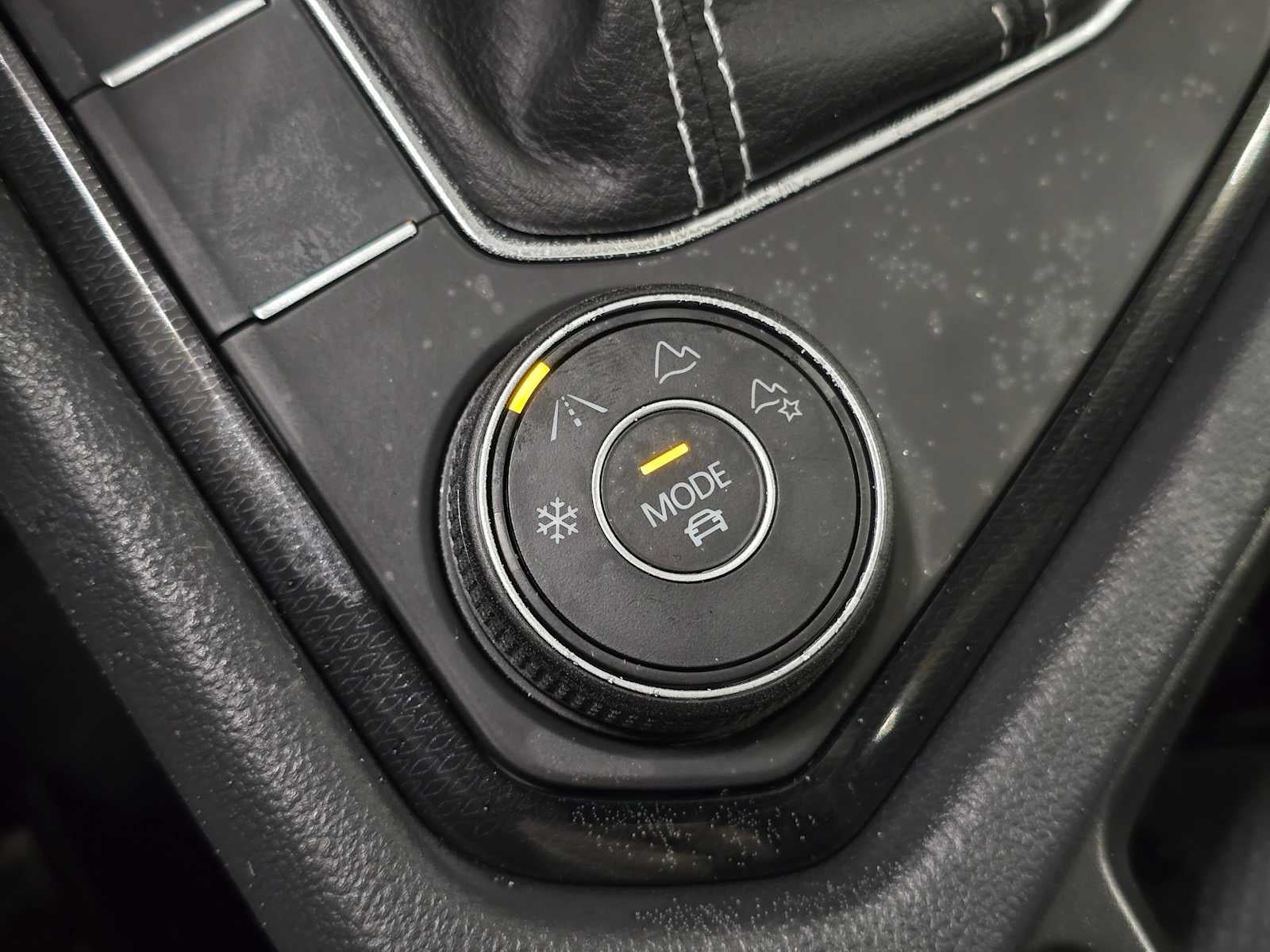 2026 Volkswagen Taos 1.5T SEL