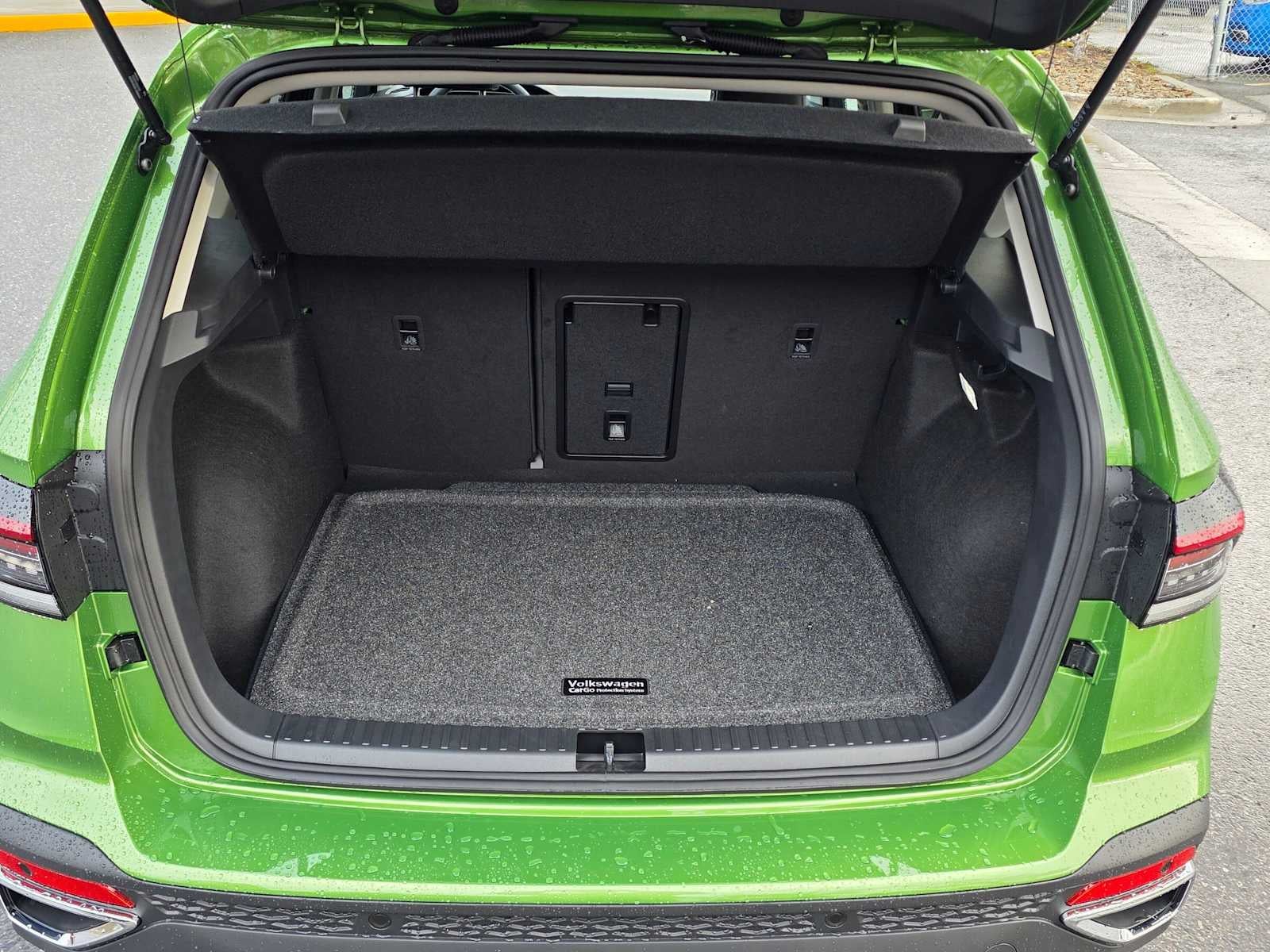2027 Volkswagen Taos SEL