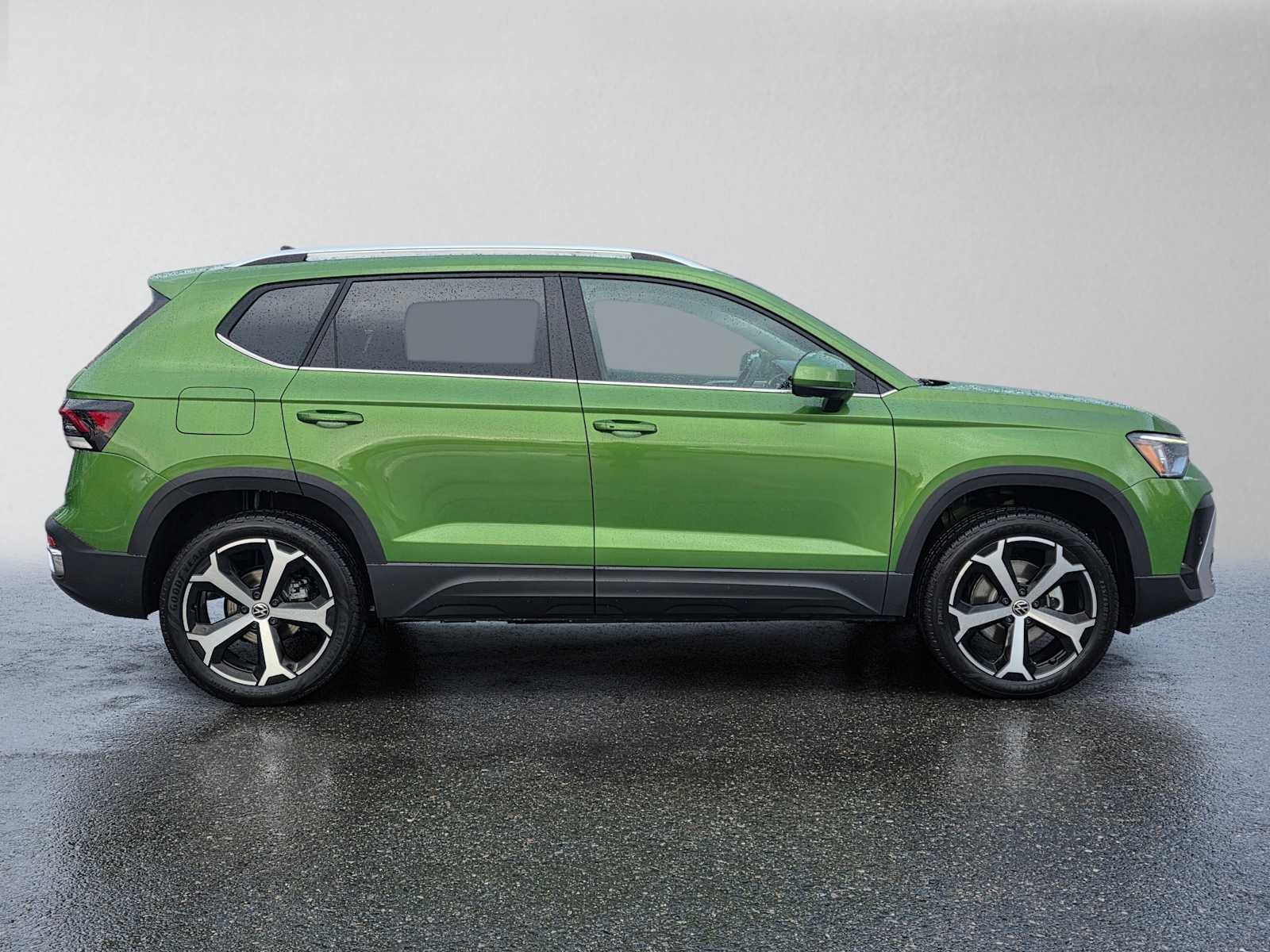 2027 Volkswagen Taos SEL