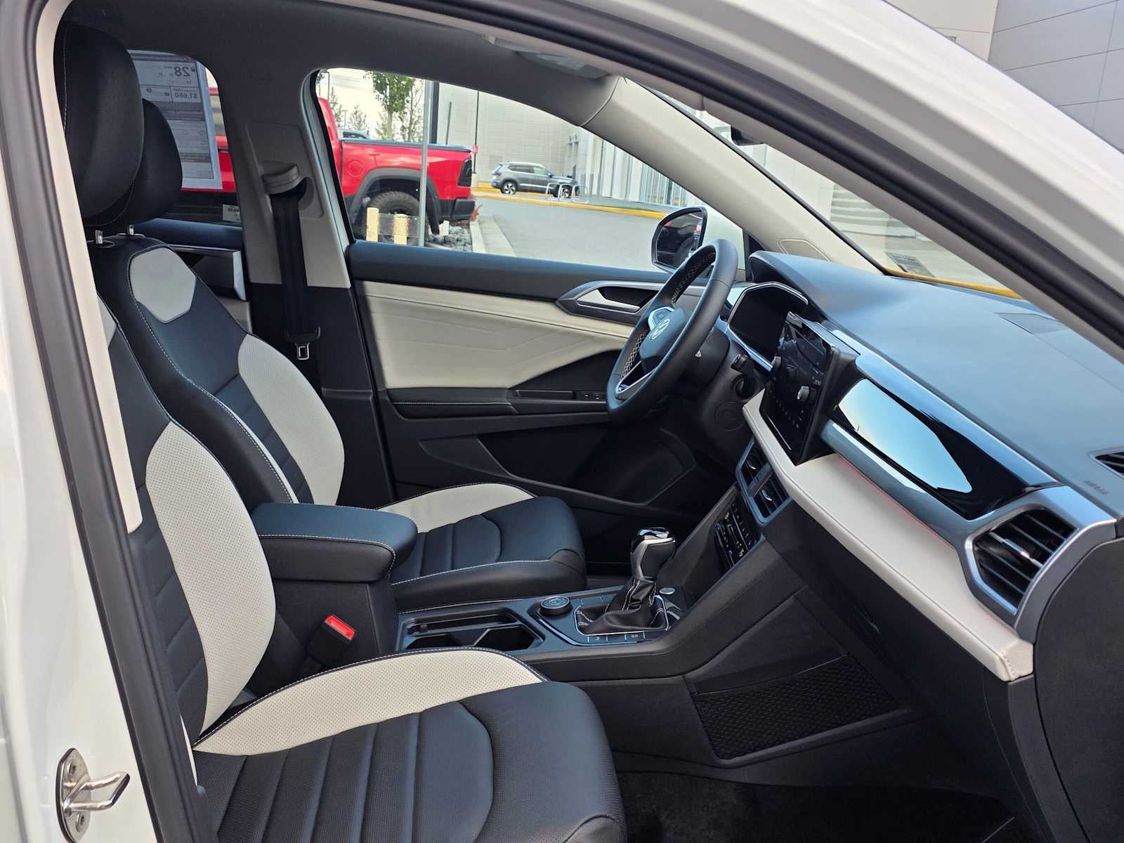 2027 Volkswagen Taos 1.5T SEL