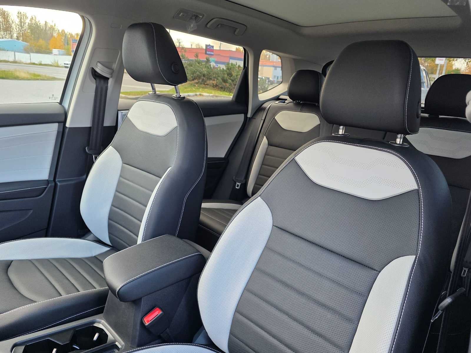 2027 Volkswagen Taos 1.5T SEL