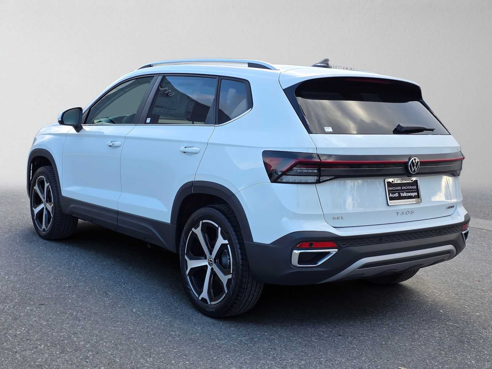 2027 Volkswagen Taos 1.5T SEL