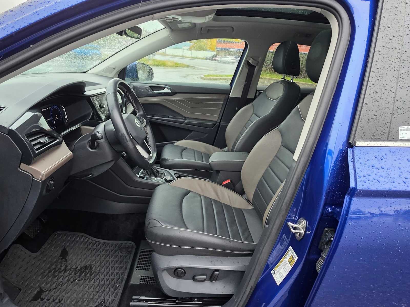 2024 Volkswagen Taos SEL