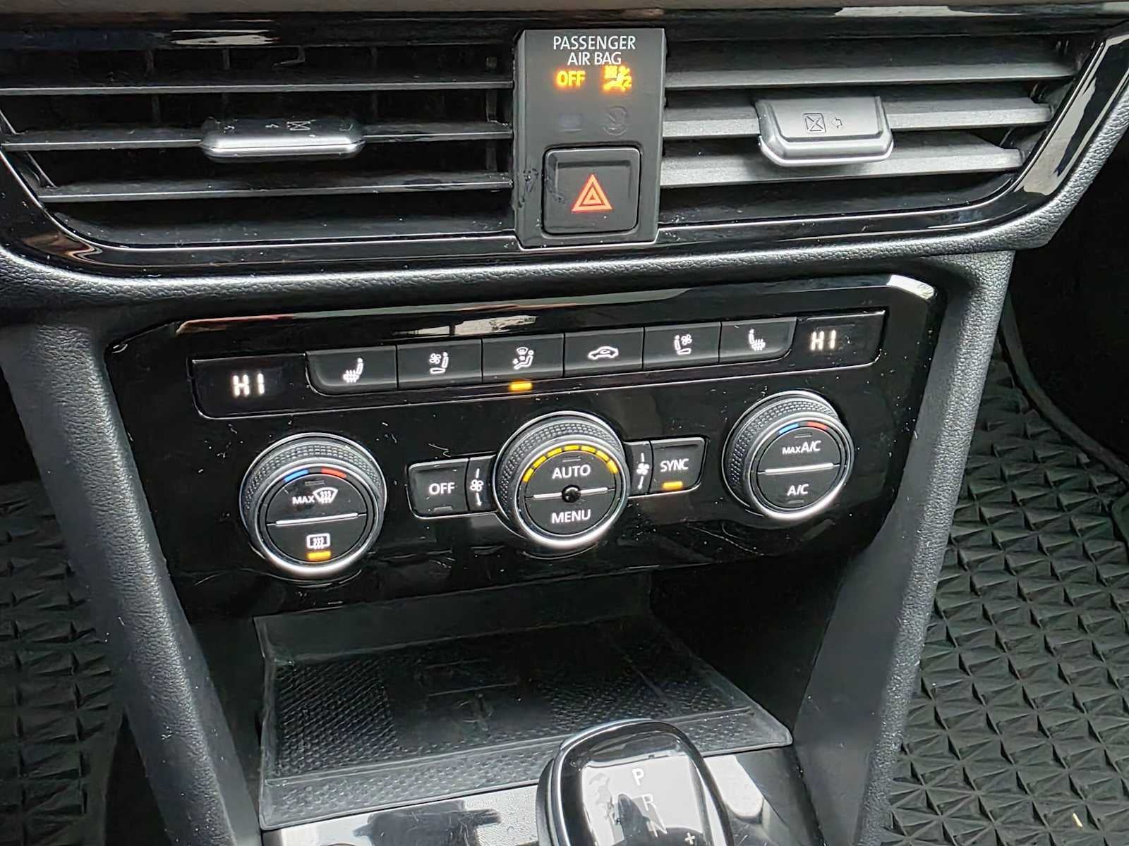 2024 Volkswagen Taos SEL