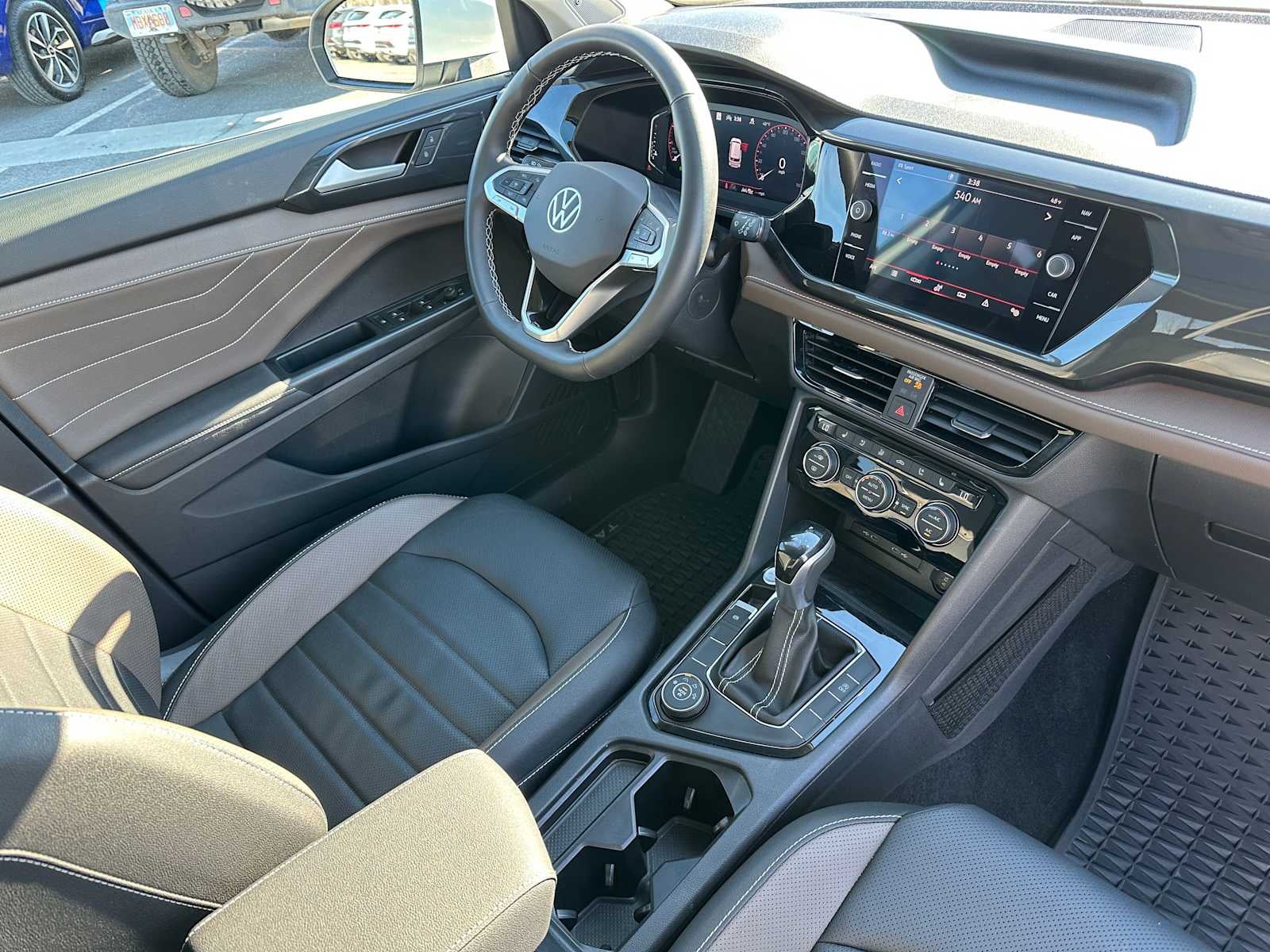2024 Volkswagen Taos SEL