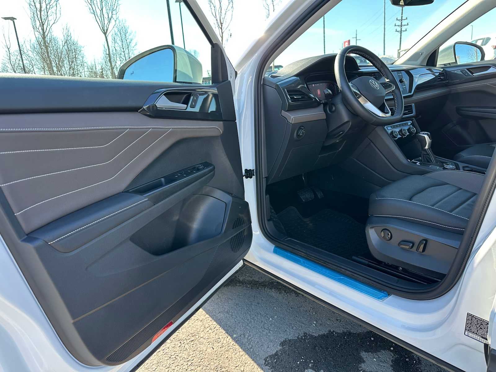 2024 Volkswagen Taos SEL