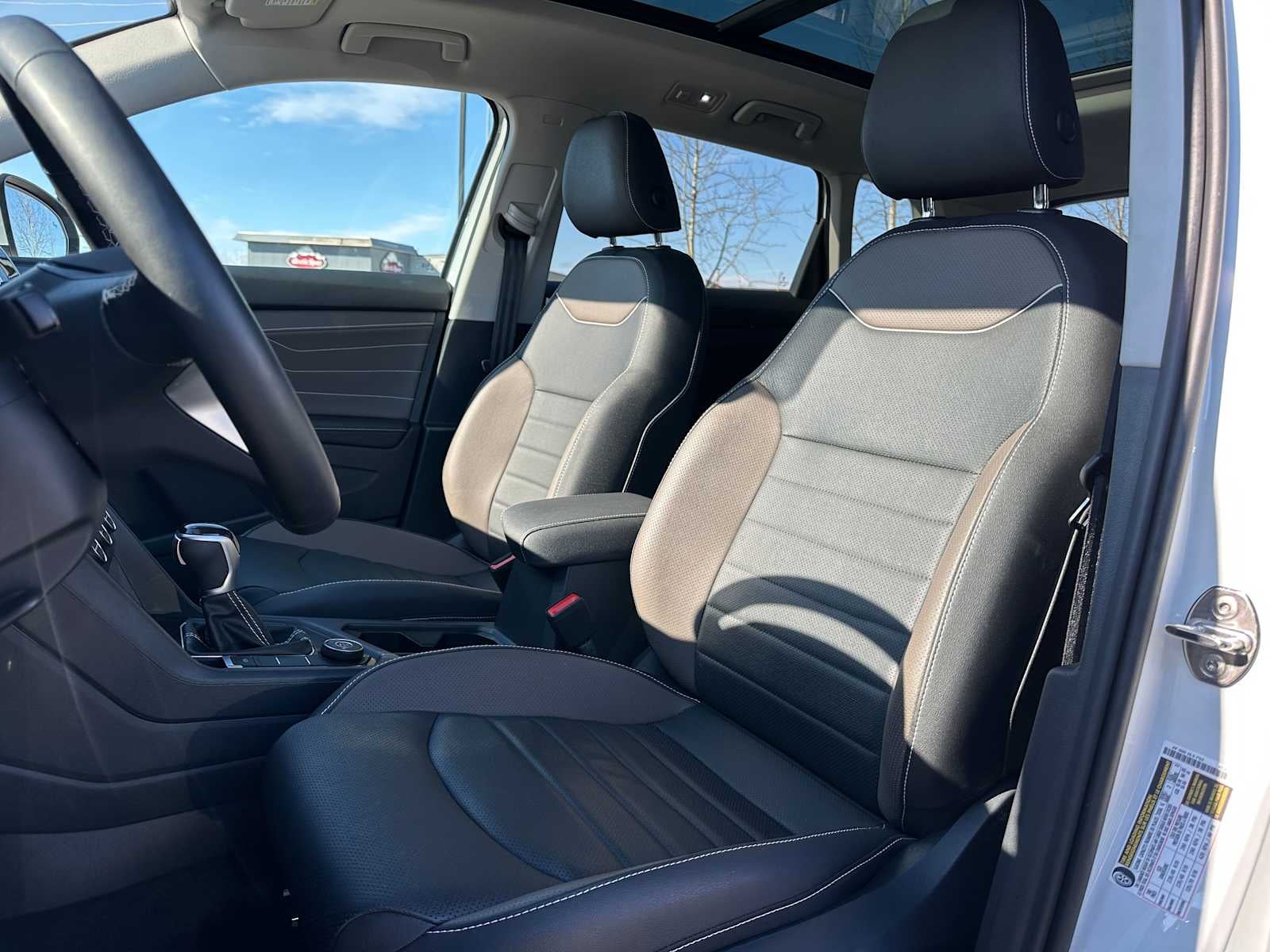 2024 Volkswagen Taos SEL