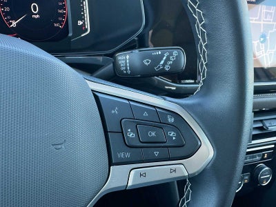 2024 Volkswagen Taos SEL