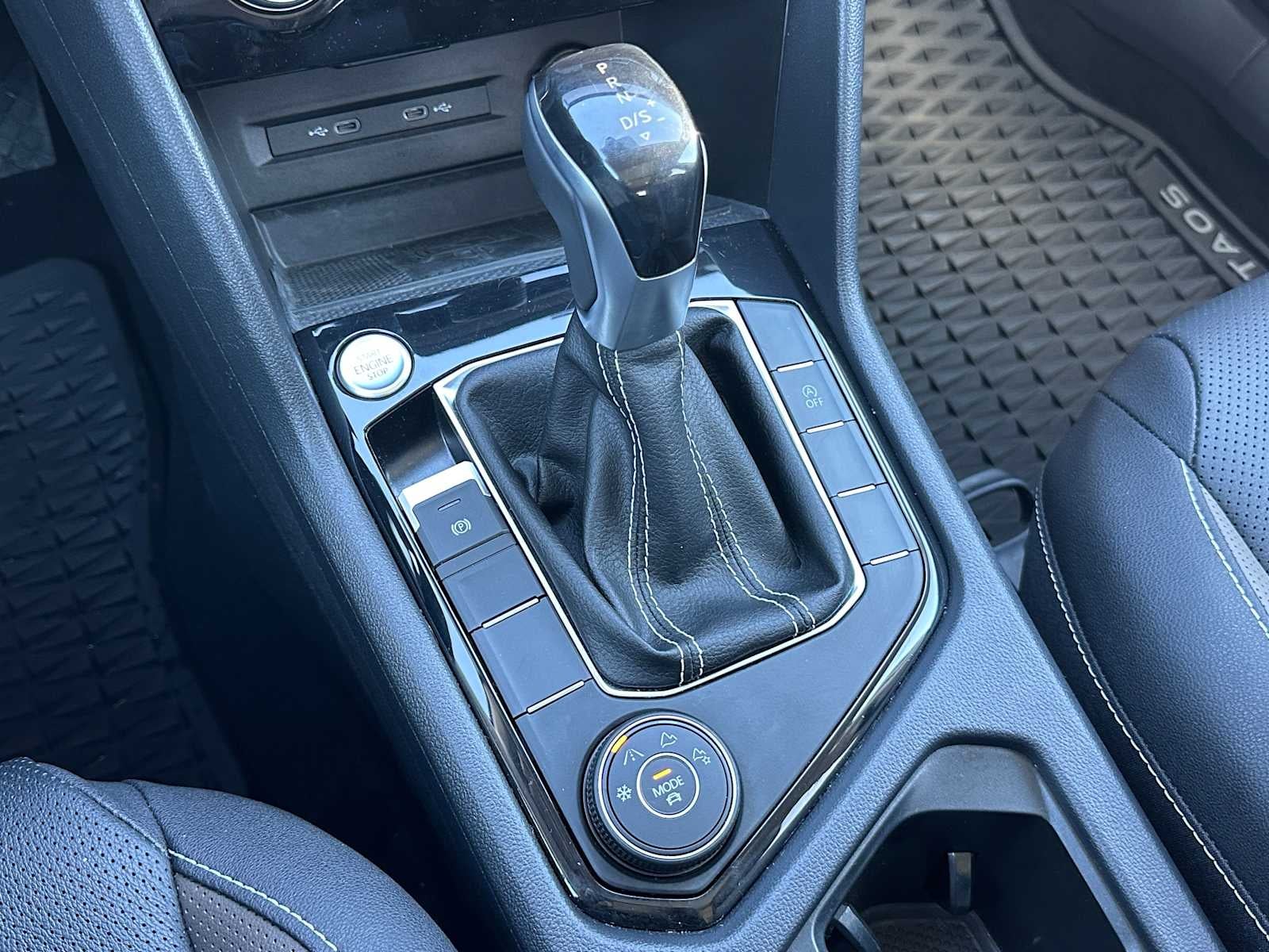 2024 Volkswagen Taos SEL