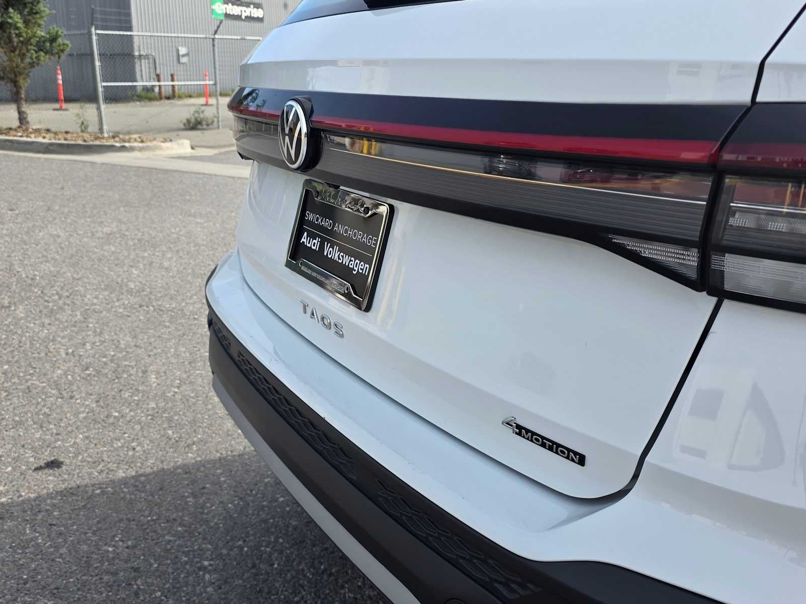 2025 Volkswagen Taos S