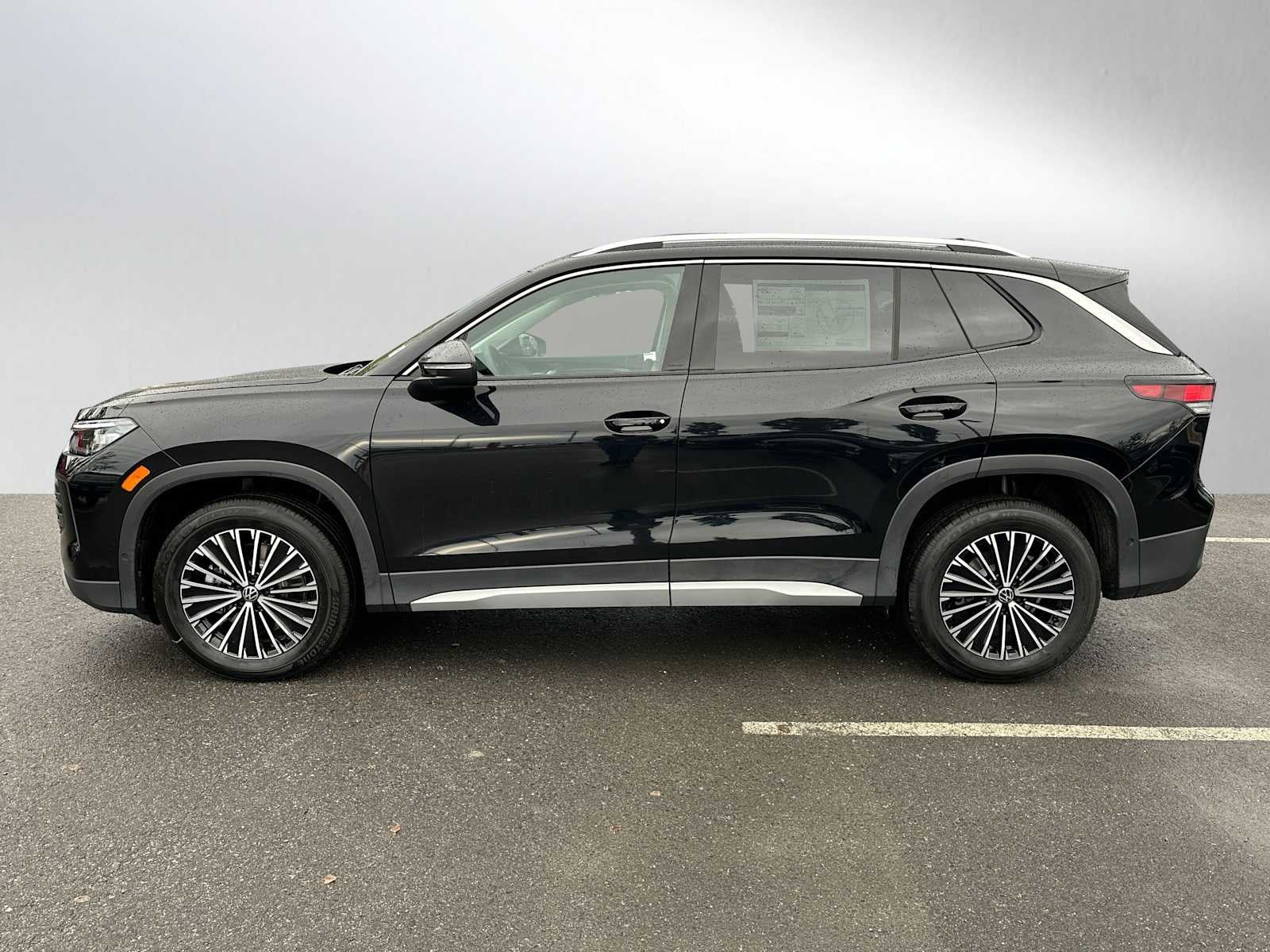 2025 Volkswagen Tiguan 2.0T S
