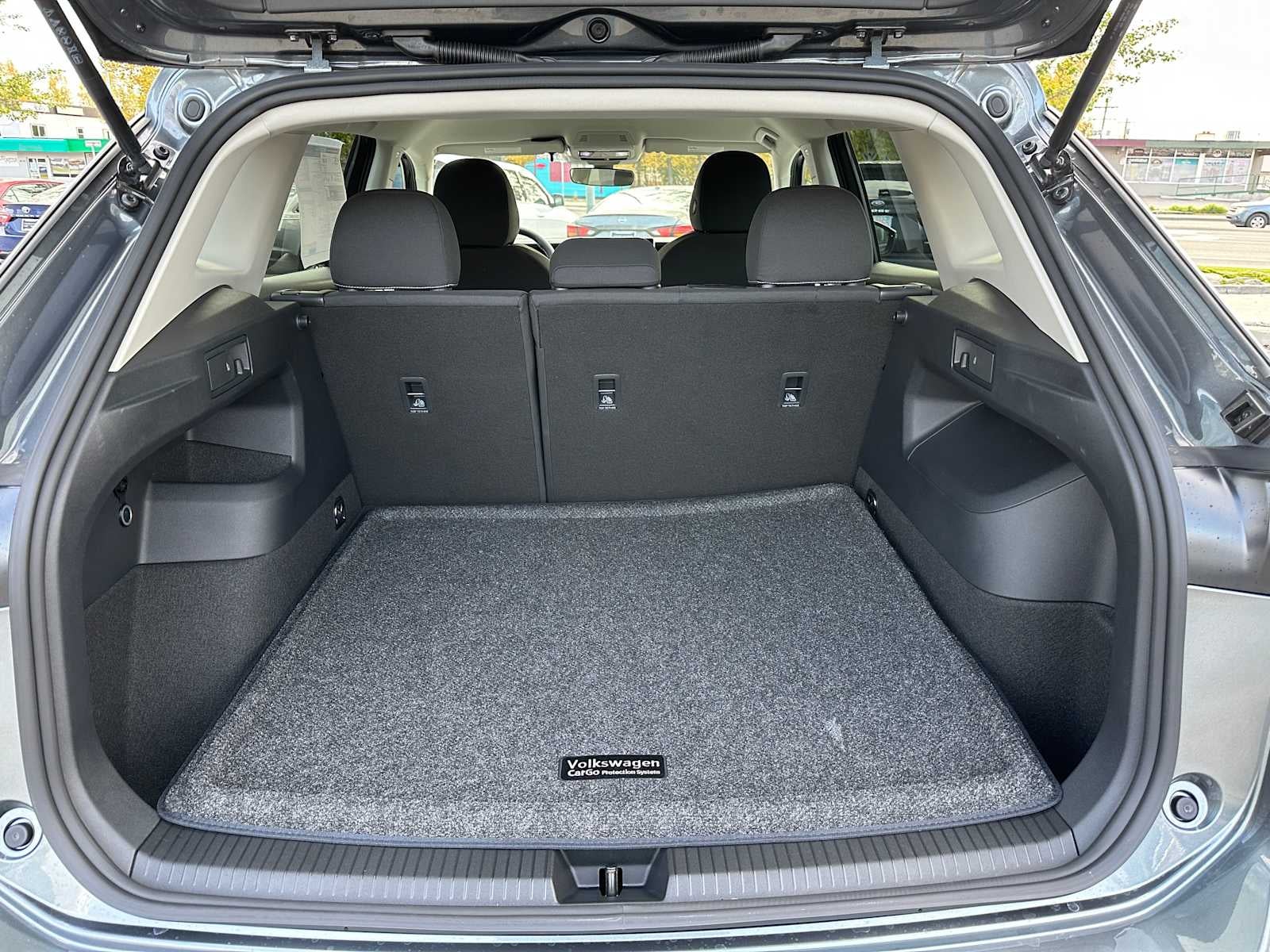 2025 Volkswagen Tiguan 2.0T S