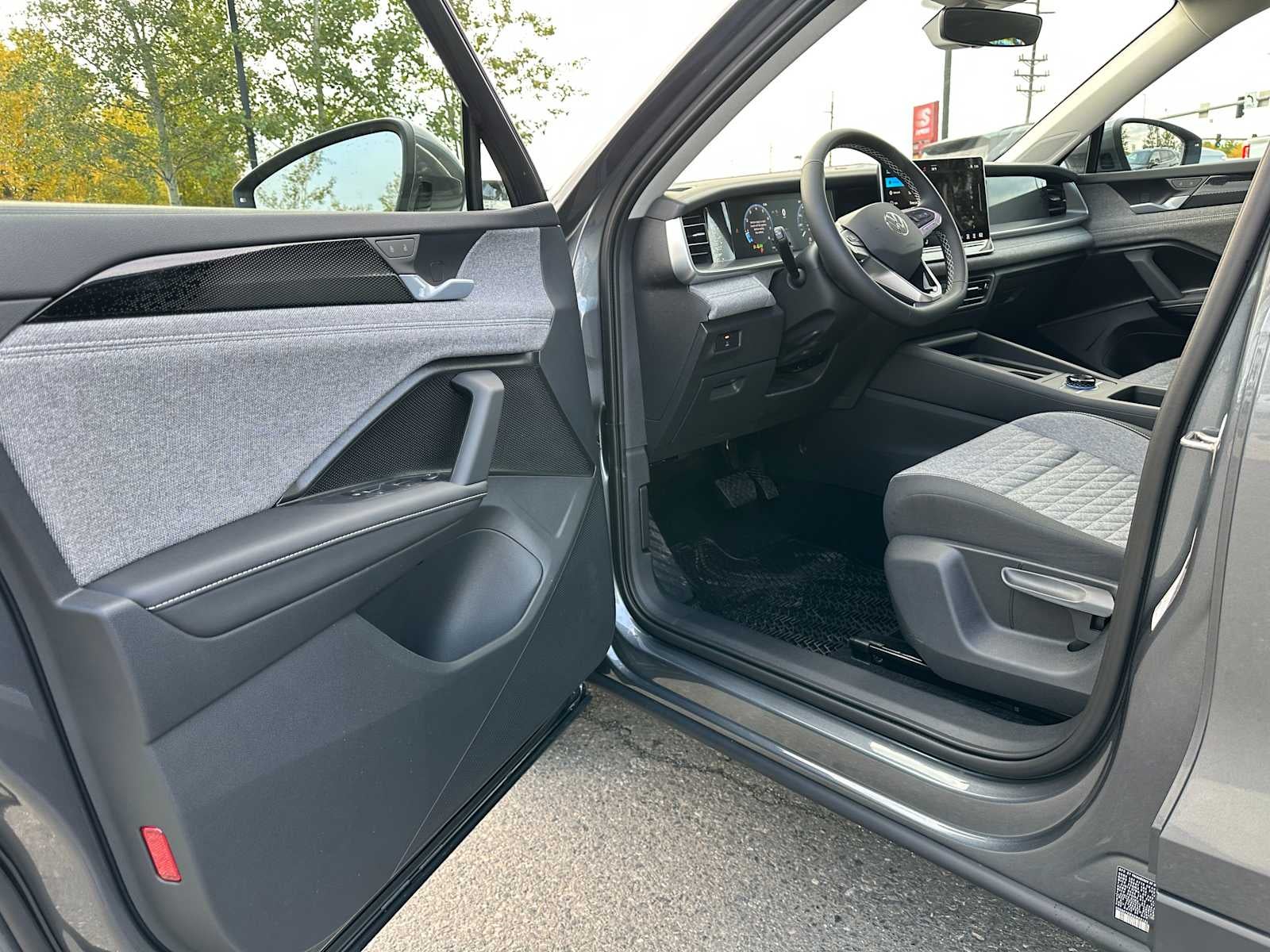 2025 Volkswagen Tiguan 2.0T S