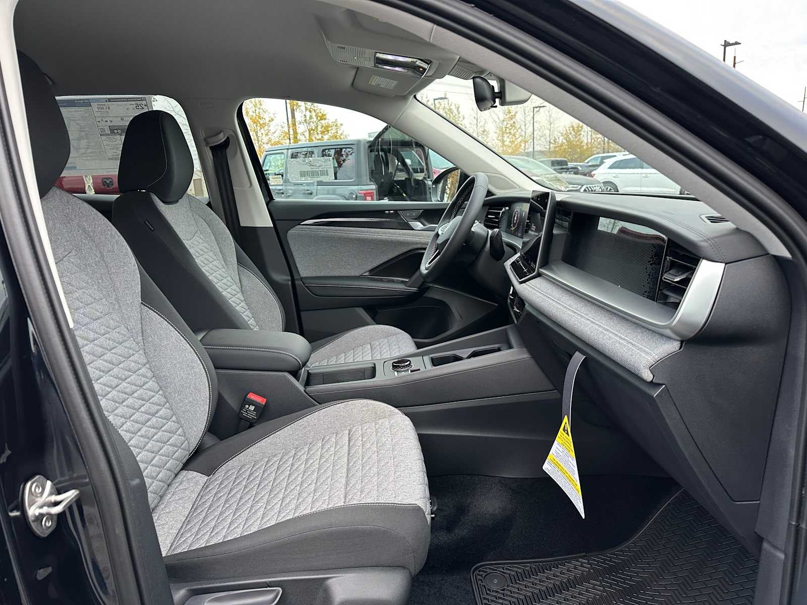 2025 Volkswagen Tiguan 2.0T S