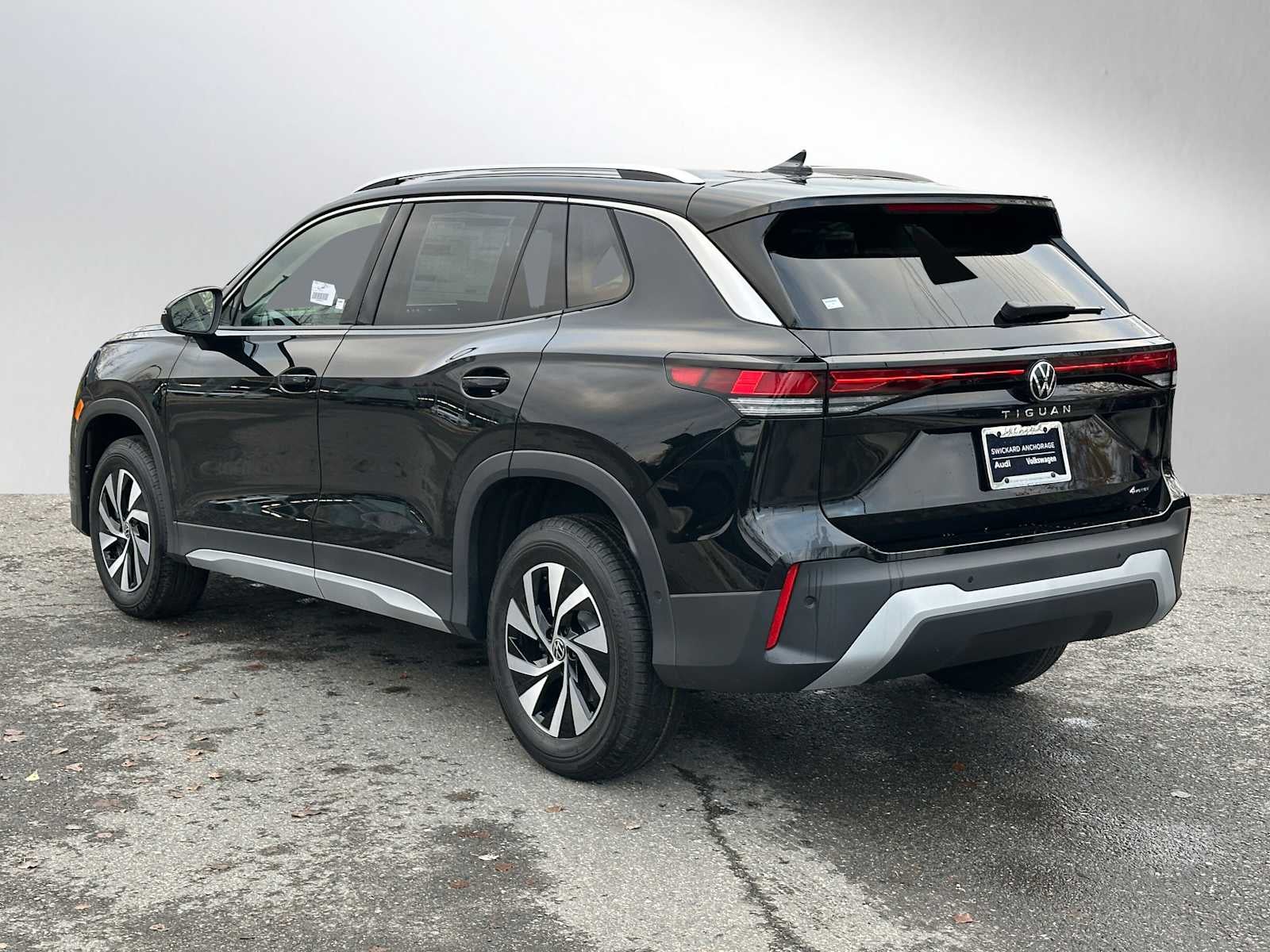 2025 Volkswagen Tiguan 2.0T S