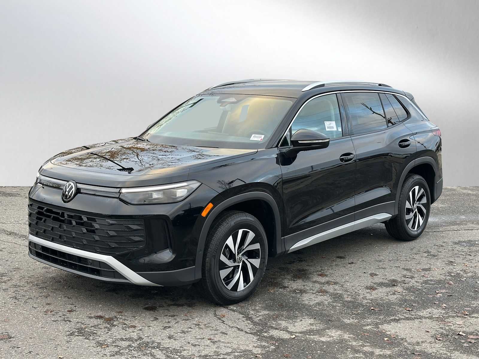 2025 Volkswagen Tiguan 2.0T S