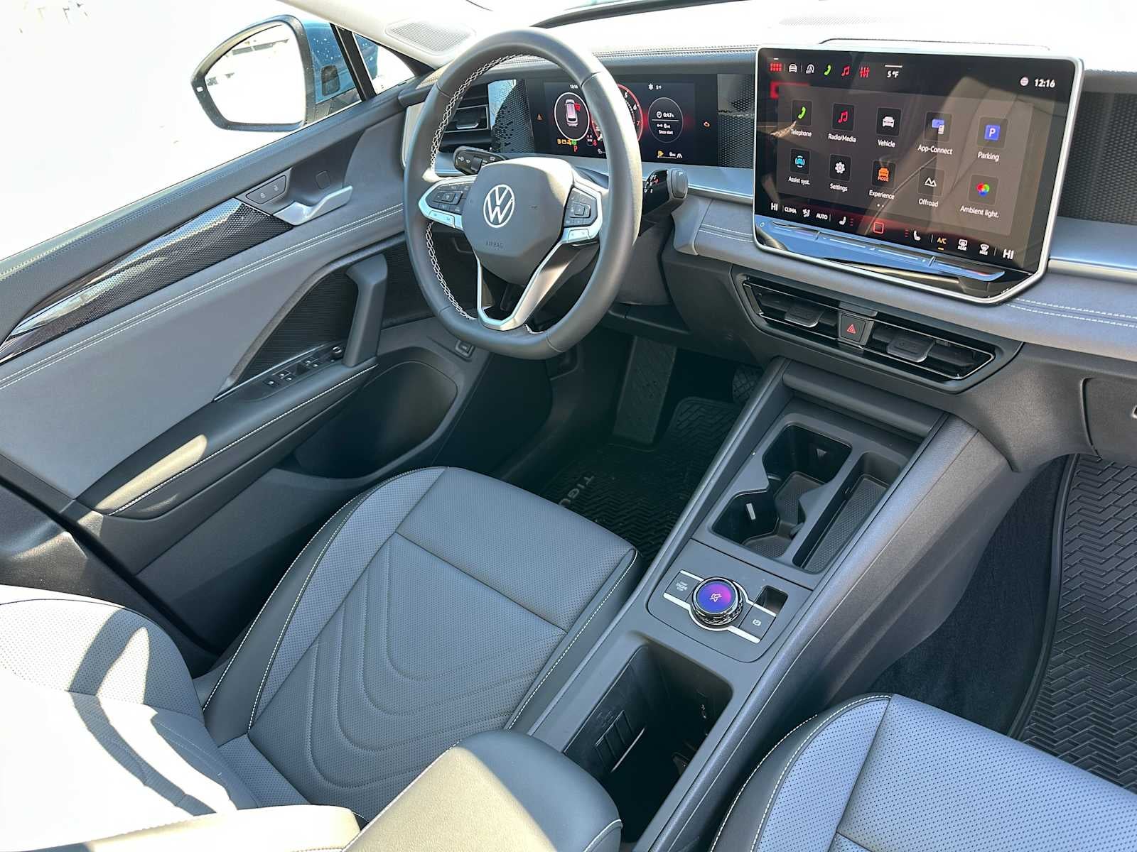 2026 Volkswagen Tiguan 2.0T SE