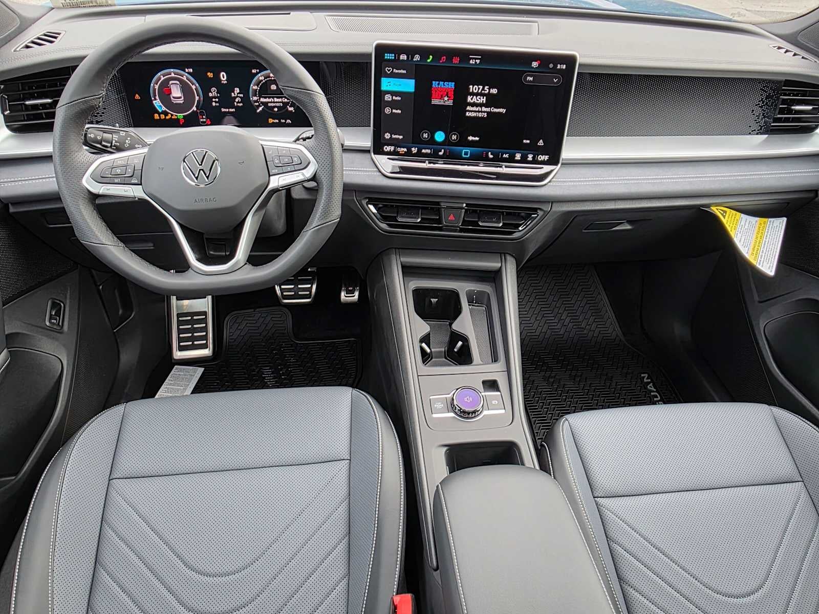 2026 Volkswagen Tiguan 2.0T SE R-Line Black