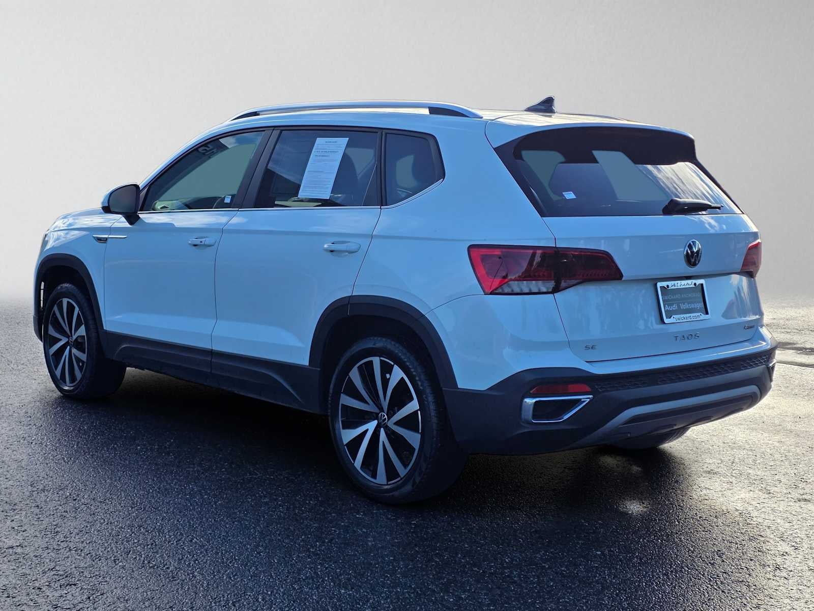 2022 Volkswagen Taos SE