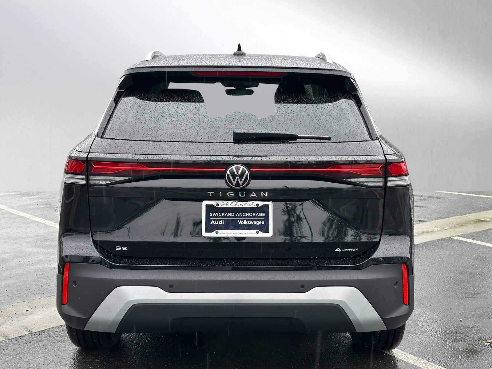 2025 Volkswagen Tiguan 2.0T SE