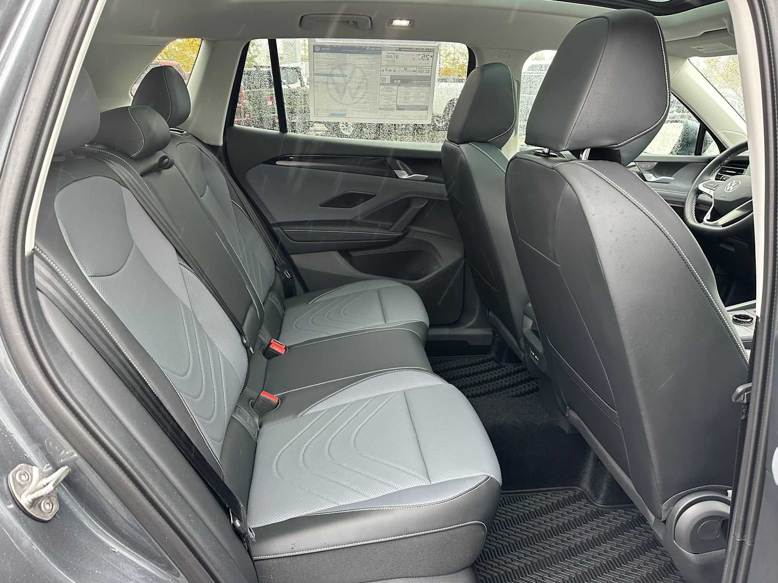 2025 Volkswagen Tiguan 2.0T SE