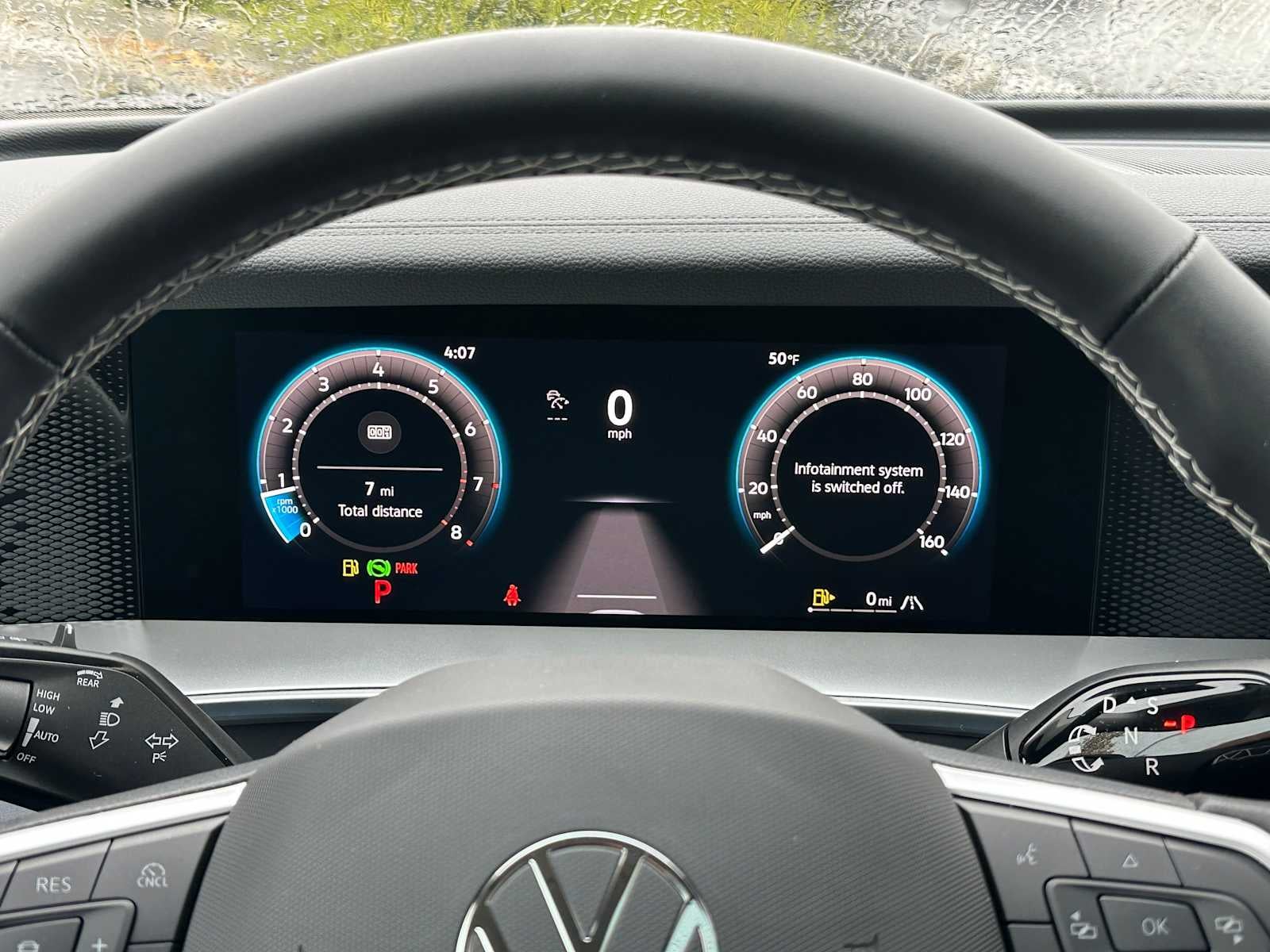 2025 Volkswagen Tiguan 2.0T SE