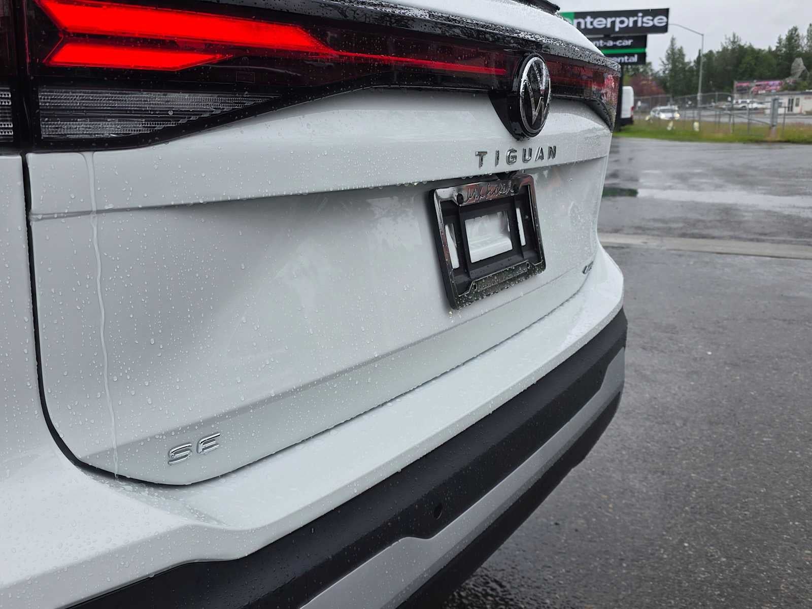2026 Volkswagen Tiguan 2.0T SE