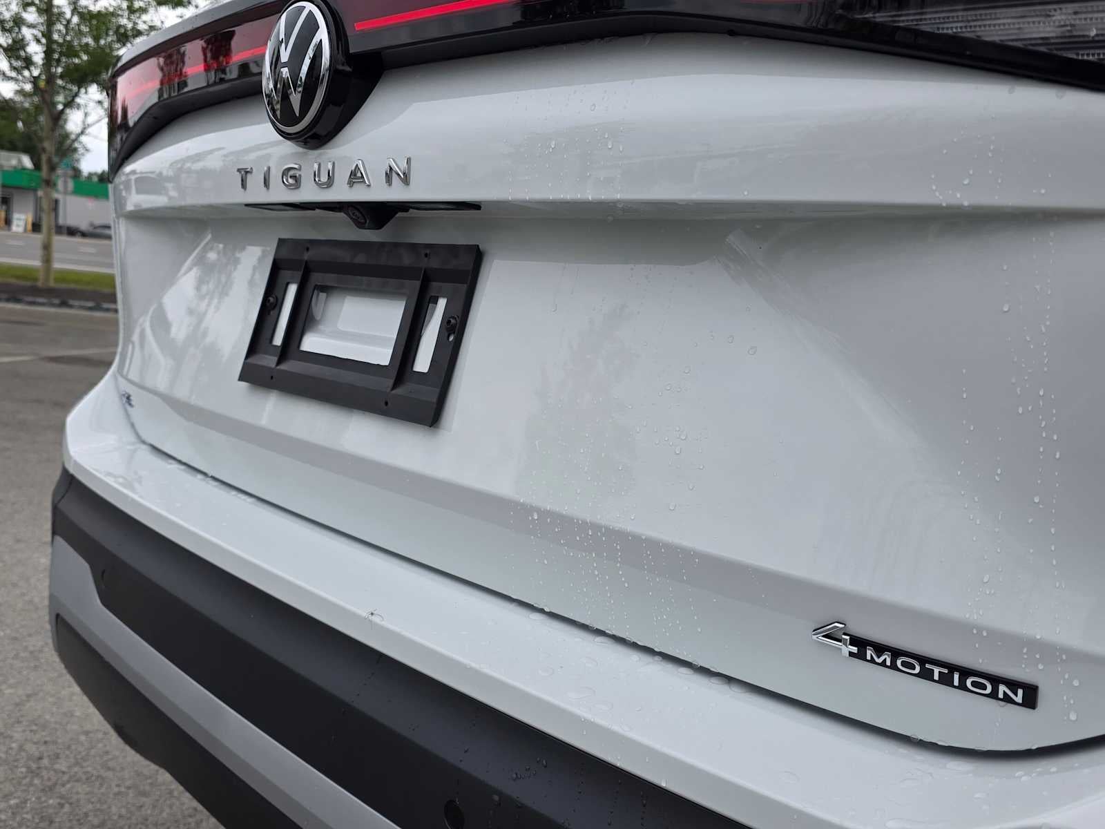 2026 Volkswagen Tiguan 2.0T SE