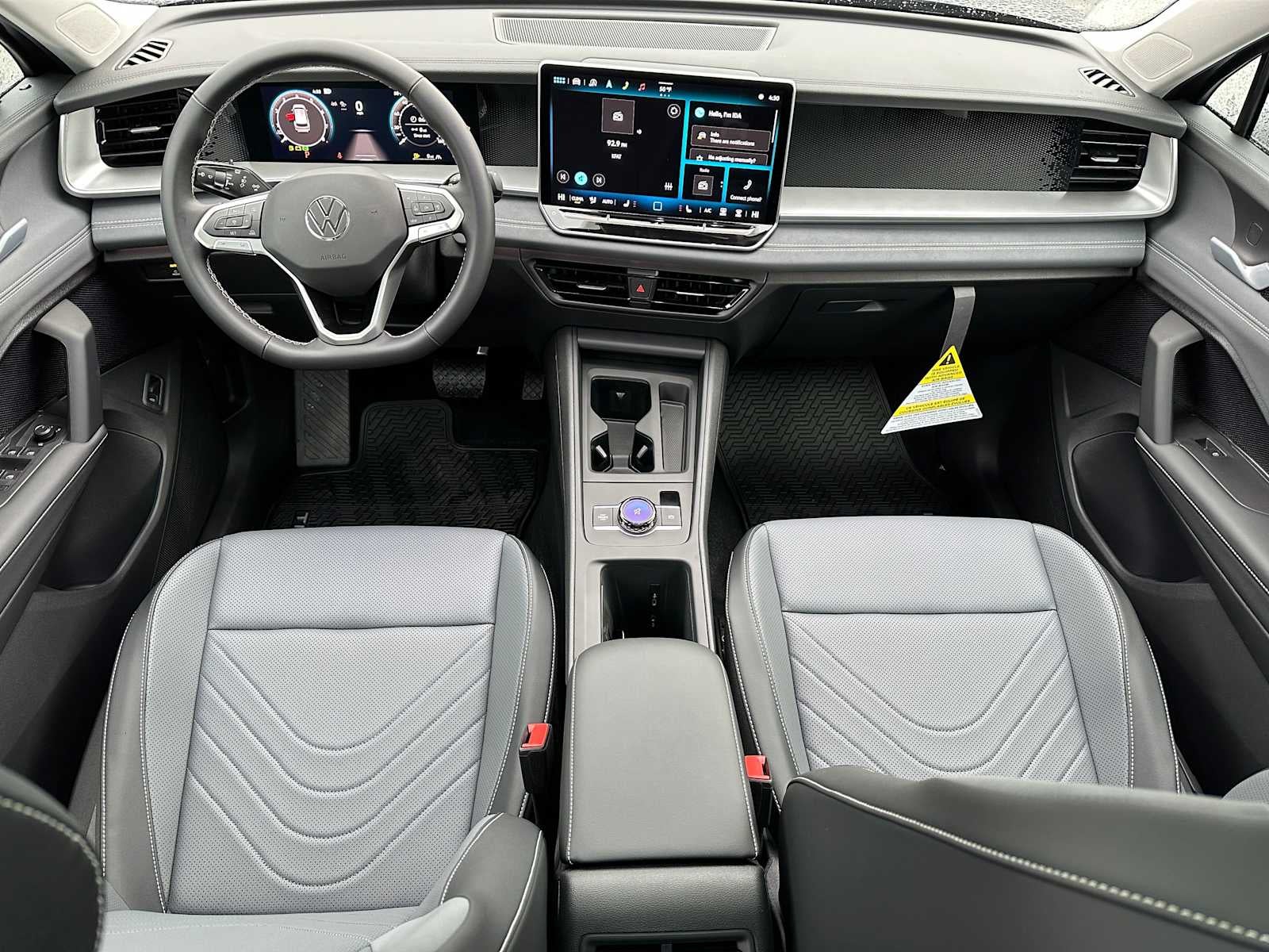 2025 Volkswagen Tiguan 2.0T SE