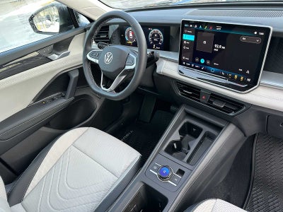 2025 Volkswagen Tiguan 2.0T SE