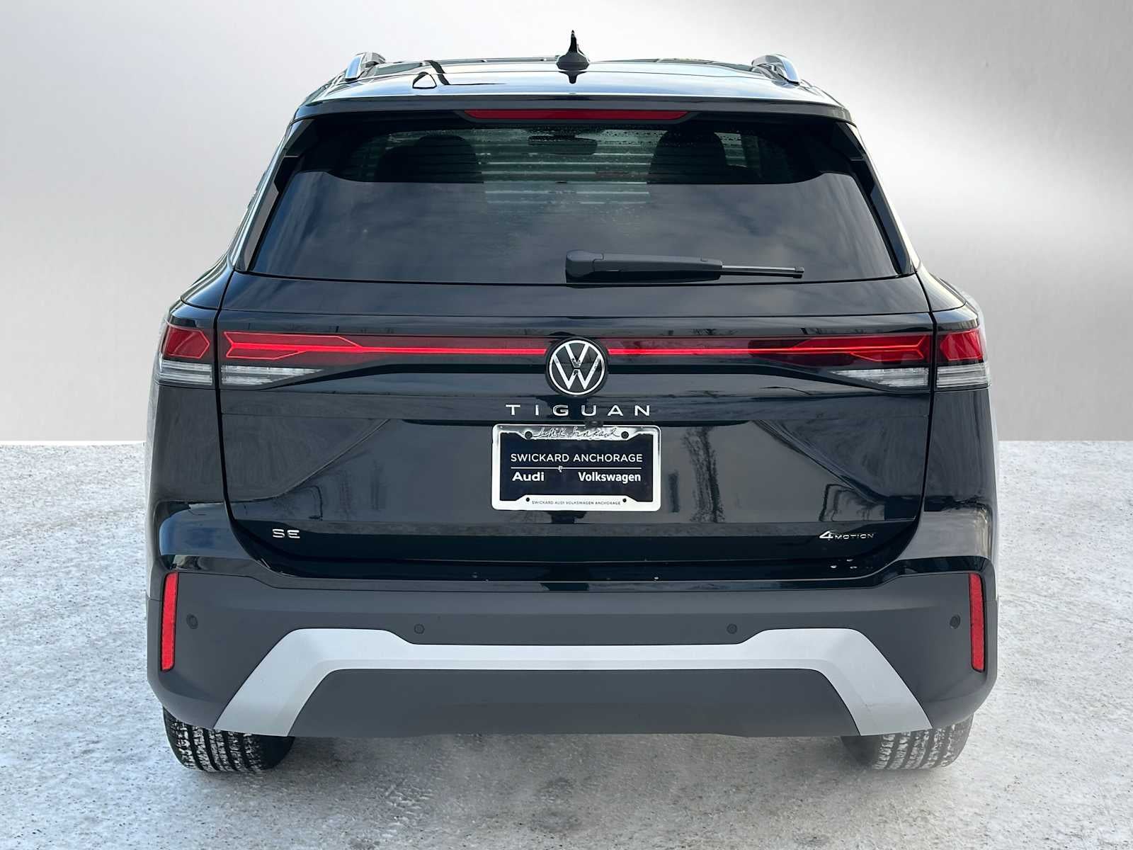 2025 Volkswagen Tiguan 2.0T SE