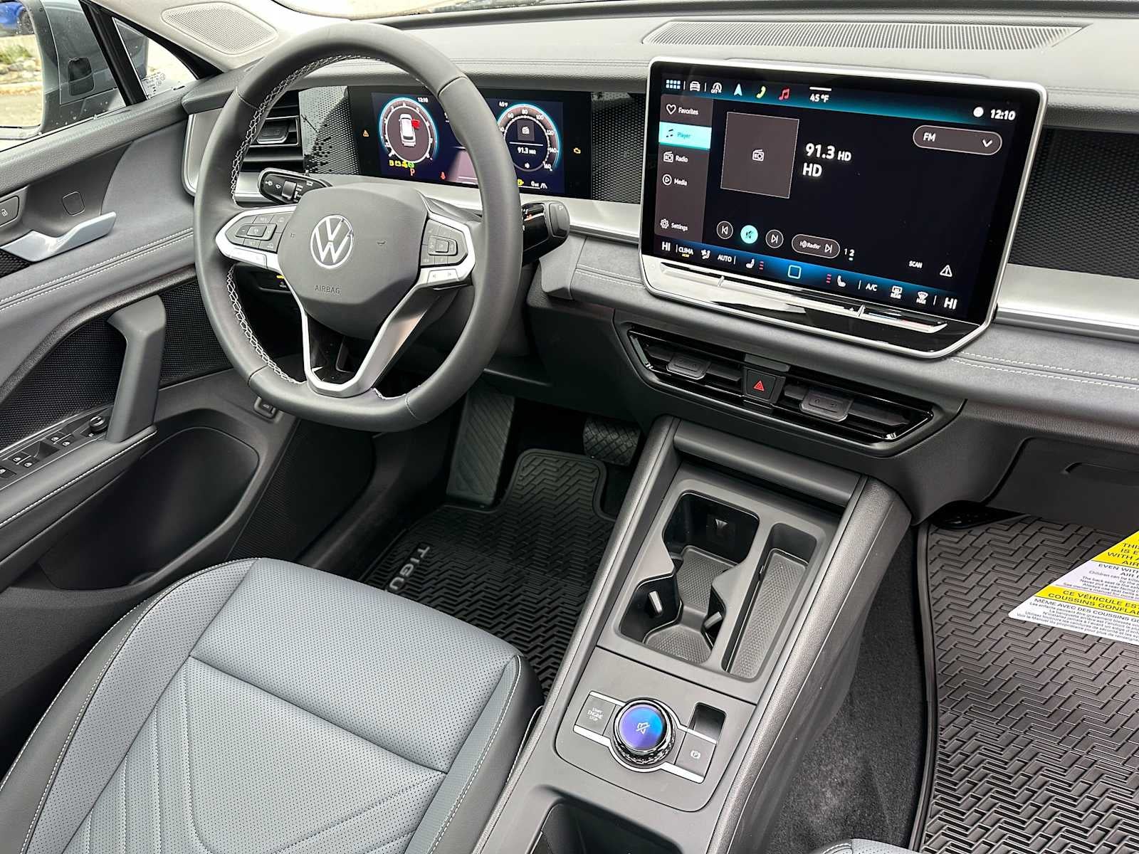 2025 Volkswagen Tiguan 2.0T SE