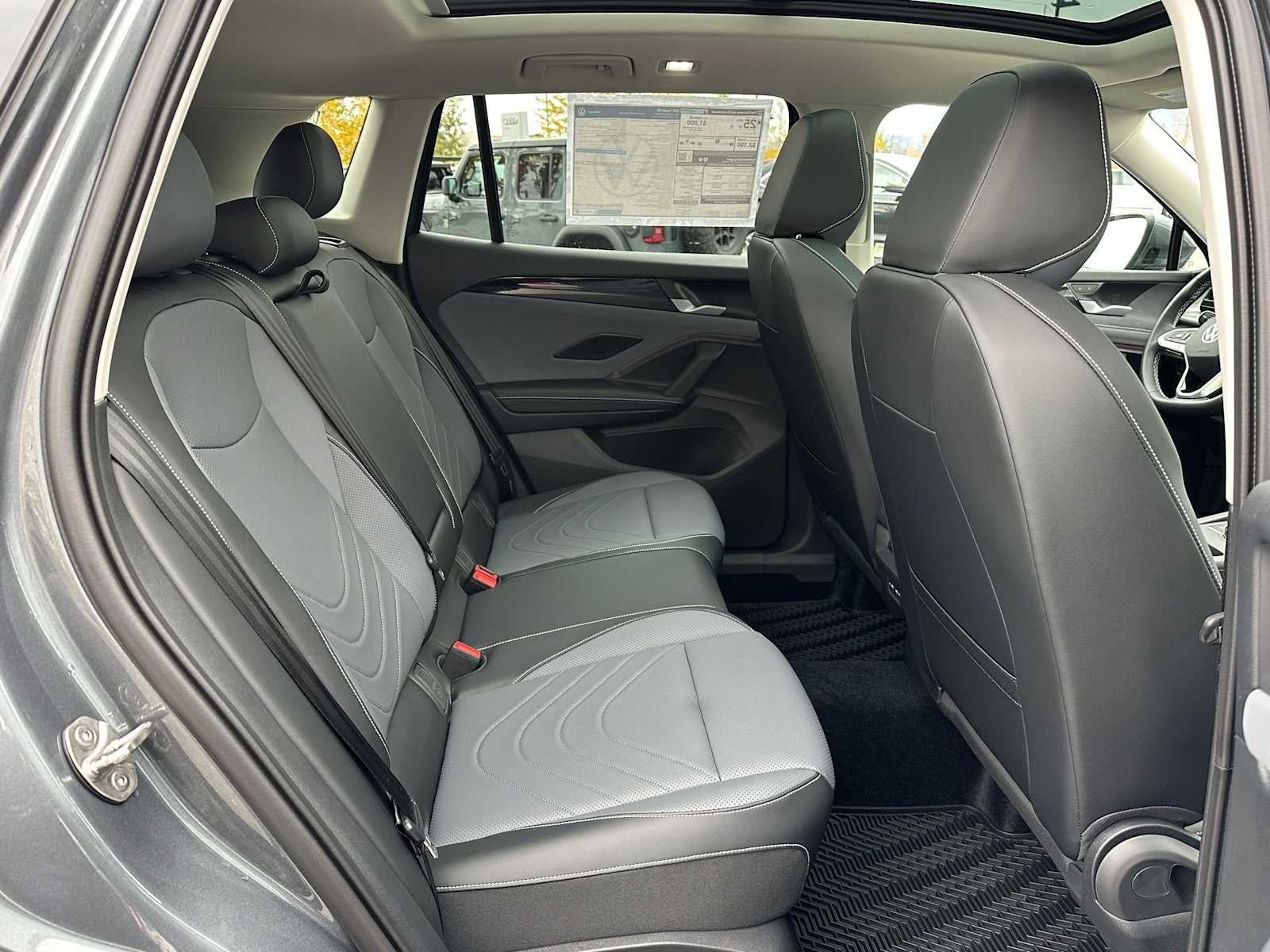 2025 Volkswagen Tiguan 2.0T SE